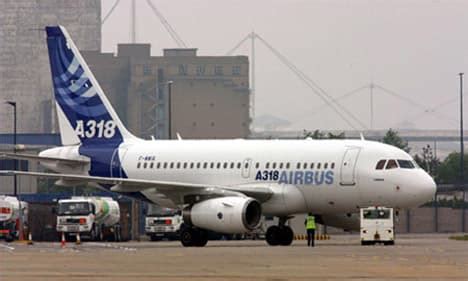 Airbus A318 Seating, Specs, Performance Chart, Seats