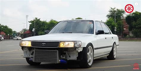 Toyota Cressida Stance