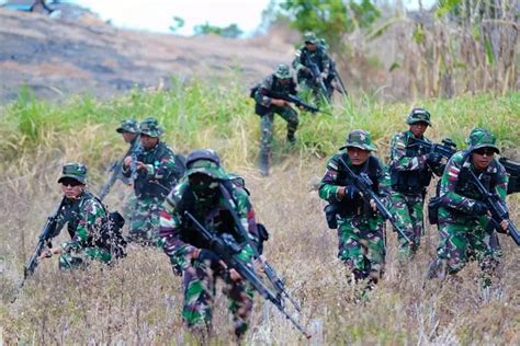 Pengamat Pergoki Militer Indonesia Siagakan Pasukan Siap Tempur Di