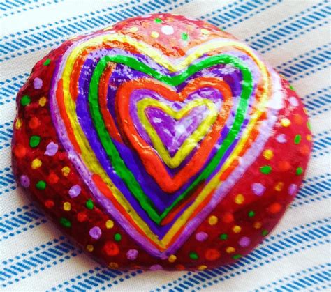 Painted Heart Rock. #PaintedRocks | Painted rocks, Painted hearts ...