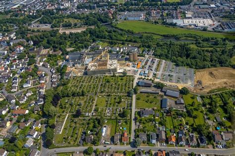 Arnsberg aus der Vogelperspektive Baustelle für einen Erweiterungs