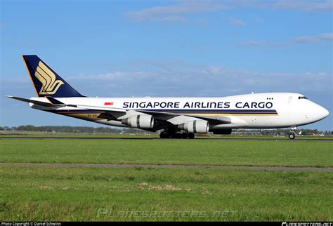 V Sfi Singapore Airlines Cargo Boeing F Photo By Daniel Schwinn