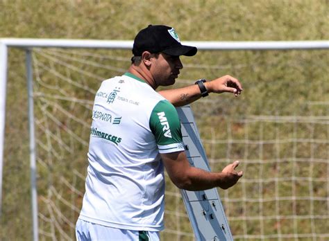 Em Fases Opostas Botafogo Sp E Am Rica Mg Duelam Em Ribeir O