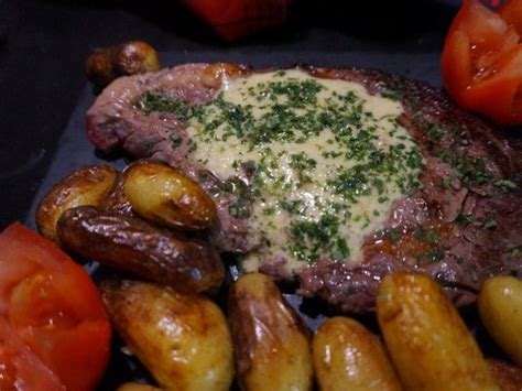 Entrecôte Sauce au Roquefort Recette par Chef Papounet