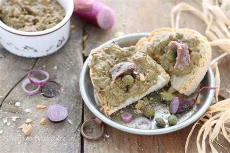 CROSTINI DI FEGATINI TOSCANI Breakfast Food Morning Coffee Essen