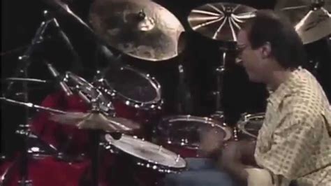 Steve Smith Drum Solo - YouTube