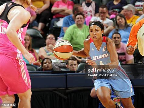 545 Sydney Carter Basketball Stock Photos High Res Pictures And