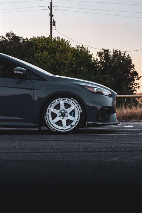 Ford Focus St Rs Wheel Fitment Guide Fitment Industries