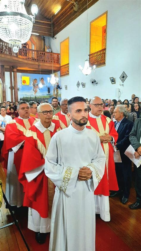 Em Clima De Festa Padre Márcio Celebra 25 Anos De Ordenação Sacerdotal