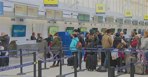 Chicago airports prepare for travelers for spring break, holidays - CBS ... 