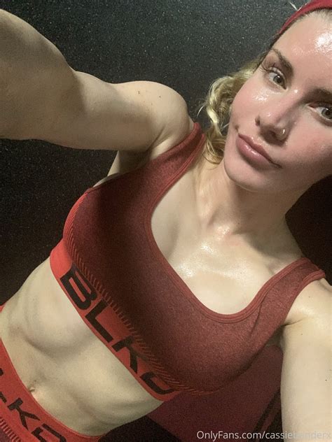 Cassiebenderfit P Of Porn Pic