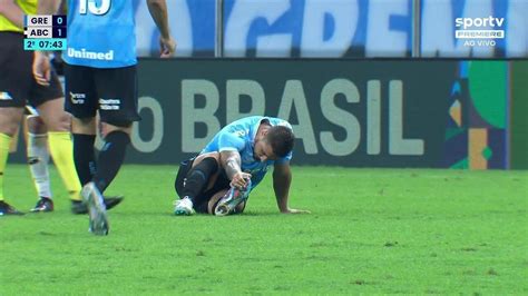 Grêmio confirma lesão muscular de lateral João Pedro grêmio ge