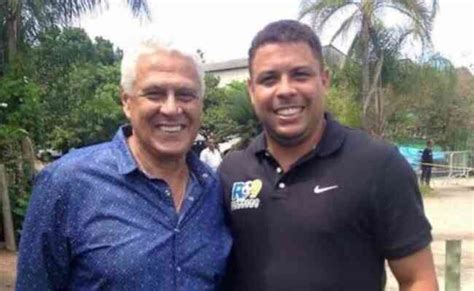 Gestor Do Cruzeiro Ronaldo Se Despede De Roberto Dinamite Triste