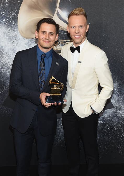 where is justin hansen now 8