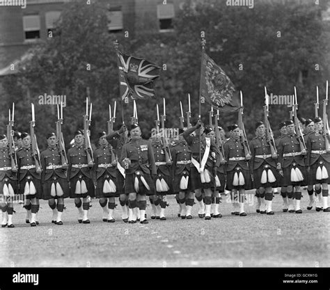 Archive Pa Army Regiment Colours Cameron Highlanders Infantry Scottish