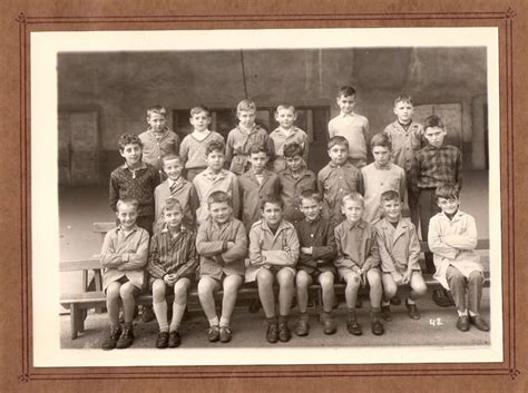 Photo De Classe Cours Moyen Re Ann E De Ecole Primaire De