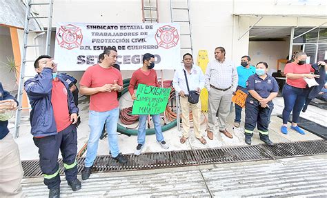 Trabajadores De Protección Civil Pararon Labores No Les Pagan Sus Viáticos Dicen