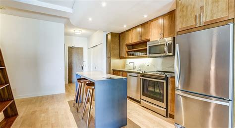 Minto Yorkville Apartments 61 Yorkville Ave Toronto On Zumper