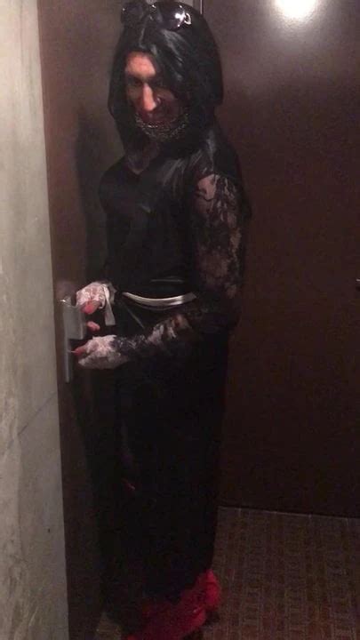 Lea Sucks In The Cellar Shemale Amateur Amateur Porn Feat Lea La