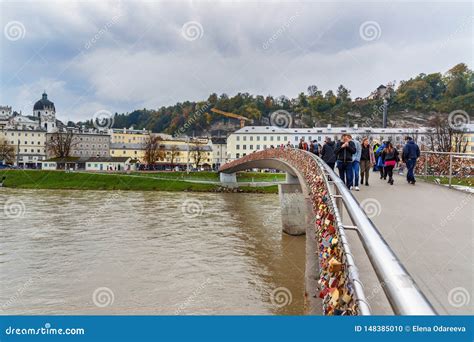 Makartsteg Bridge Over Salzach River in Salzburg. Austria Editorial ...