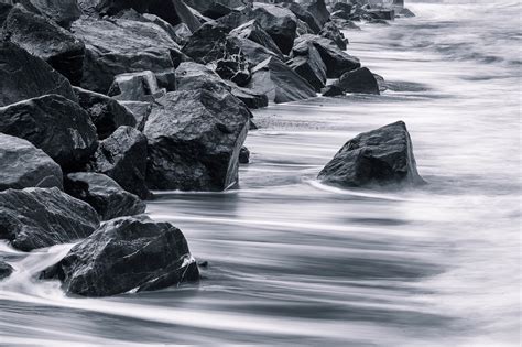 Fondos De Pantalla Paisaje Monocromo Mar Rock Naturaleza