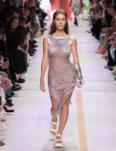 DAS Runway | TRENDS PEOPLE-модный женский журнал