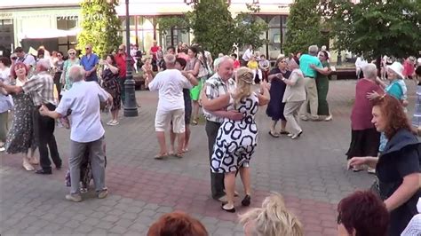 СЕВАСТОПОЛЬСКИЙ ВАЛЬС помнят все моряки!!! - YouTube