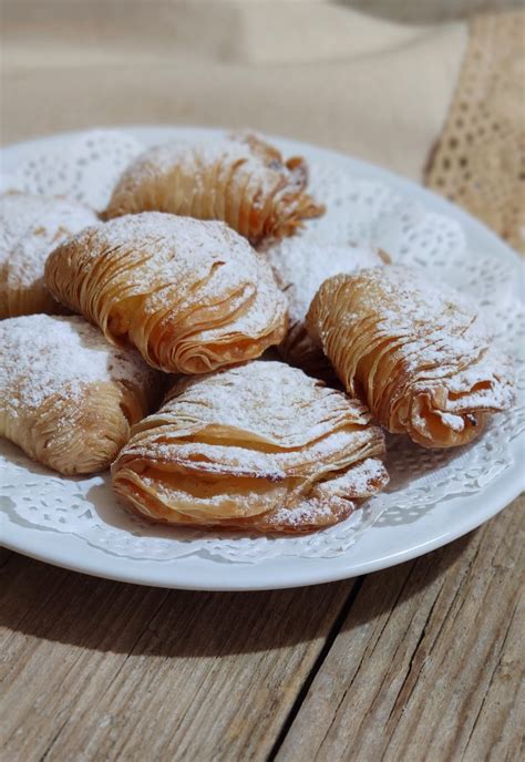 Le Deliziose Sfogliatelle Ricce Napoletane Lisa In Cucina