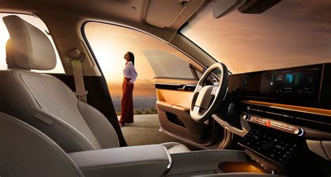 The 2024 Hyundai Azera Is Another Cool Hyundai We Cant Get In The Us
