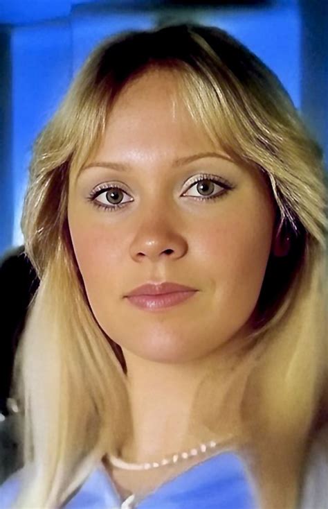 Pin on ABBA Agnetha fältskog Abba Blonde singer