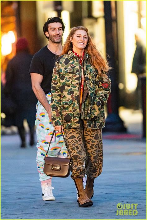 Blake Lively Justin Baldoni Share Passionate On Screen Kiss While