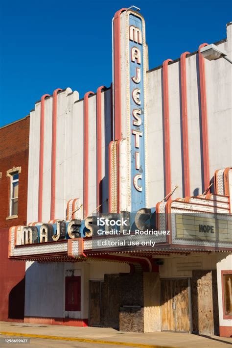 Abandoned Movie Theater Stock Photo - Download Image Now - Architecture ...