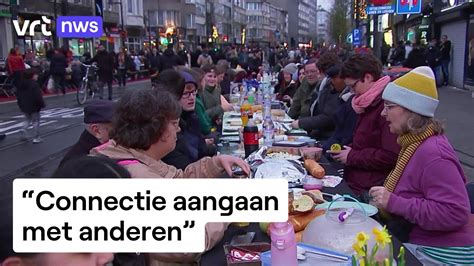 Ramadan En Pasen Brengen Duizenden Mensen Samen Aan Tafel Van 2