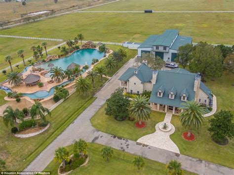 Texas Mansion With Water Park