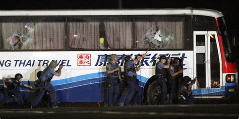 Gunman And 8 Hostages Dead In Philippine Tour Bus Standoff The New