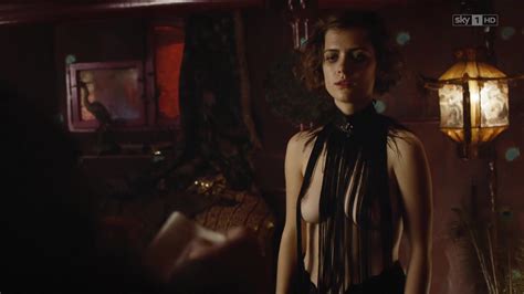 Liv Lisa Fries Nude Babylon Berlin 2017 S02e02 Video Best Sexy