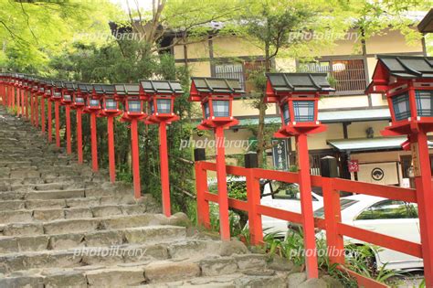 京都市貴船神社の灯篭 写真素材 4001005 フォトライブラリー Photolibrary