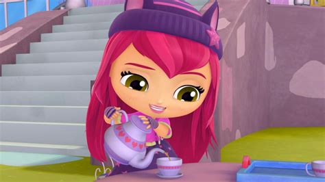 Watch Little Charmers Season 1 Episode 24 Hurry Up Hazel No Charm In The House Peacock