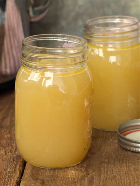 How To Make Veloute Sauce (In Three Easy Steps) - Earth, Food, and Fire