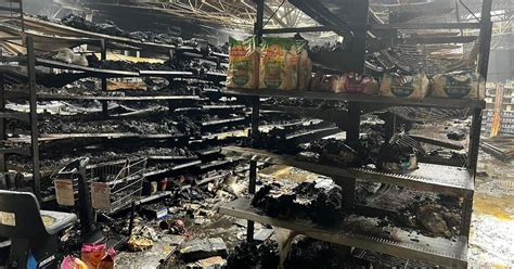 14 Year Old Girl Charged With Arson In Walmart Fire Cbs News