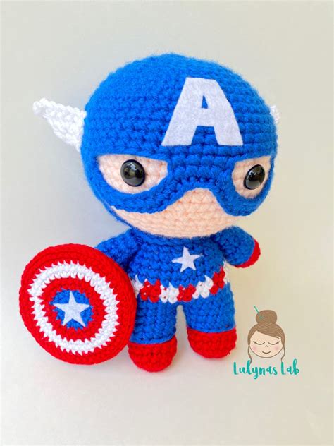 Amigurumi captain America Animales amigurumi de crochet Muñeco