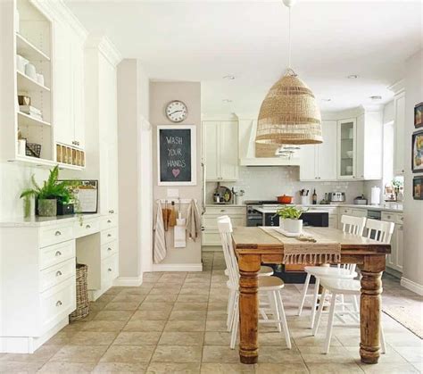 30 Farmhouse Kitchen Table and Chairs You’ll Want to Dine At