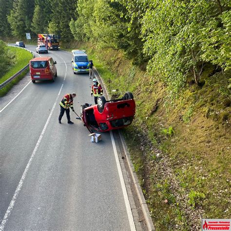 Fw Pl Ortsteil Erkelze Pkw Berschl Gt Sich Presseportal