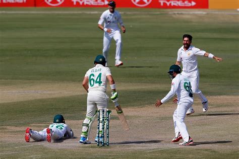 Pakistan Vs South Africa 2021 Yasir Shah Helps Pak Foil Sa Fight In