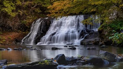 The Best Hiking Trails in Connecticut - Go Wandering