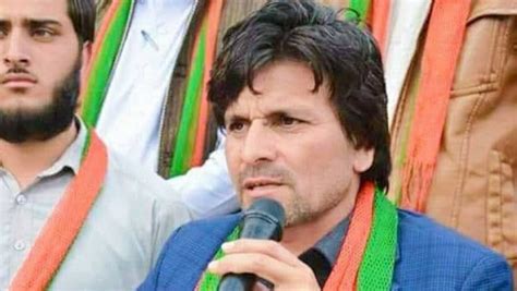 Pakistani Chaiwala Politician Gul Zafar Khan Turns Out To Be A