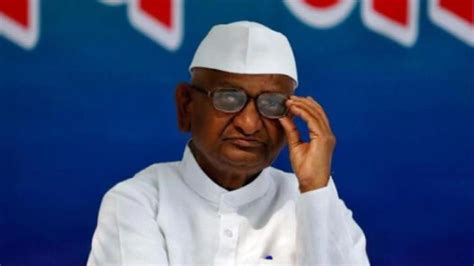 एकनाथ शिंदे के इस फैसले को अन्ना हजारे ने बताया क्रांतिकारी Anna Hazare Eknath Shinde Lokayukt