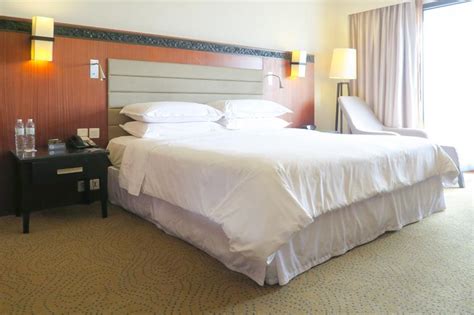 Royal Orchid Sheraton Hotel Review Bangkok Thailand Pierreblake
