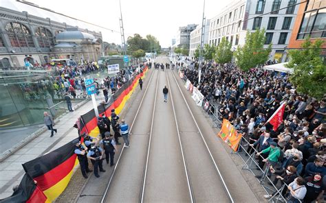 Chemnitz Ermittlungen Nach Rechten Protesten Gegen Ausl Nderkriminalit T