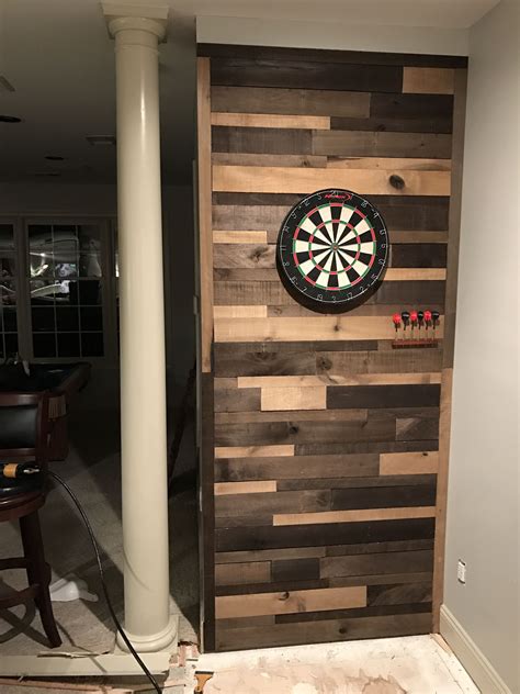 Pallet Wall Dartboard Mancave Pallet Wall Diy Beer Darts